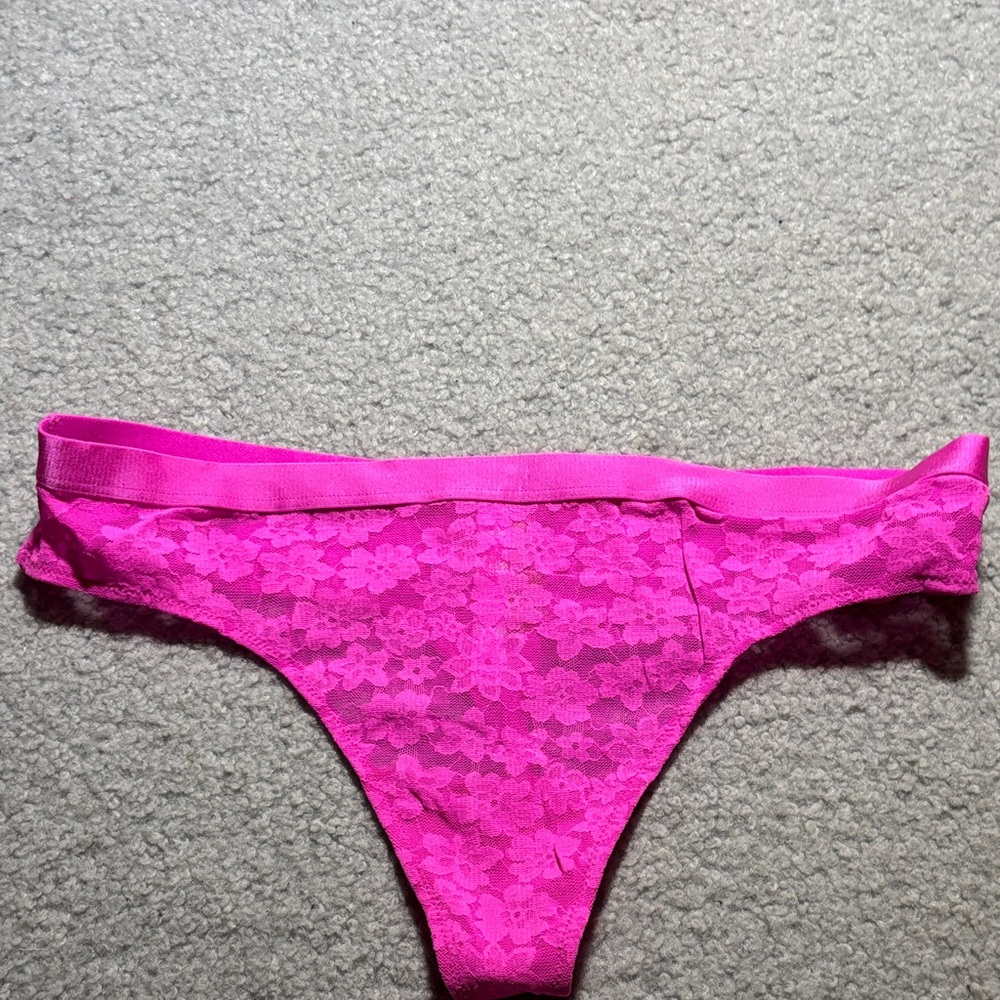 PINK VS Mesh Lace Thong Large